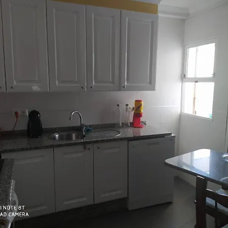 Manuel Apartmán
